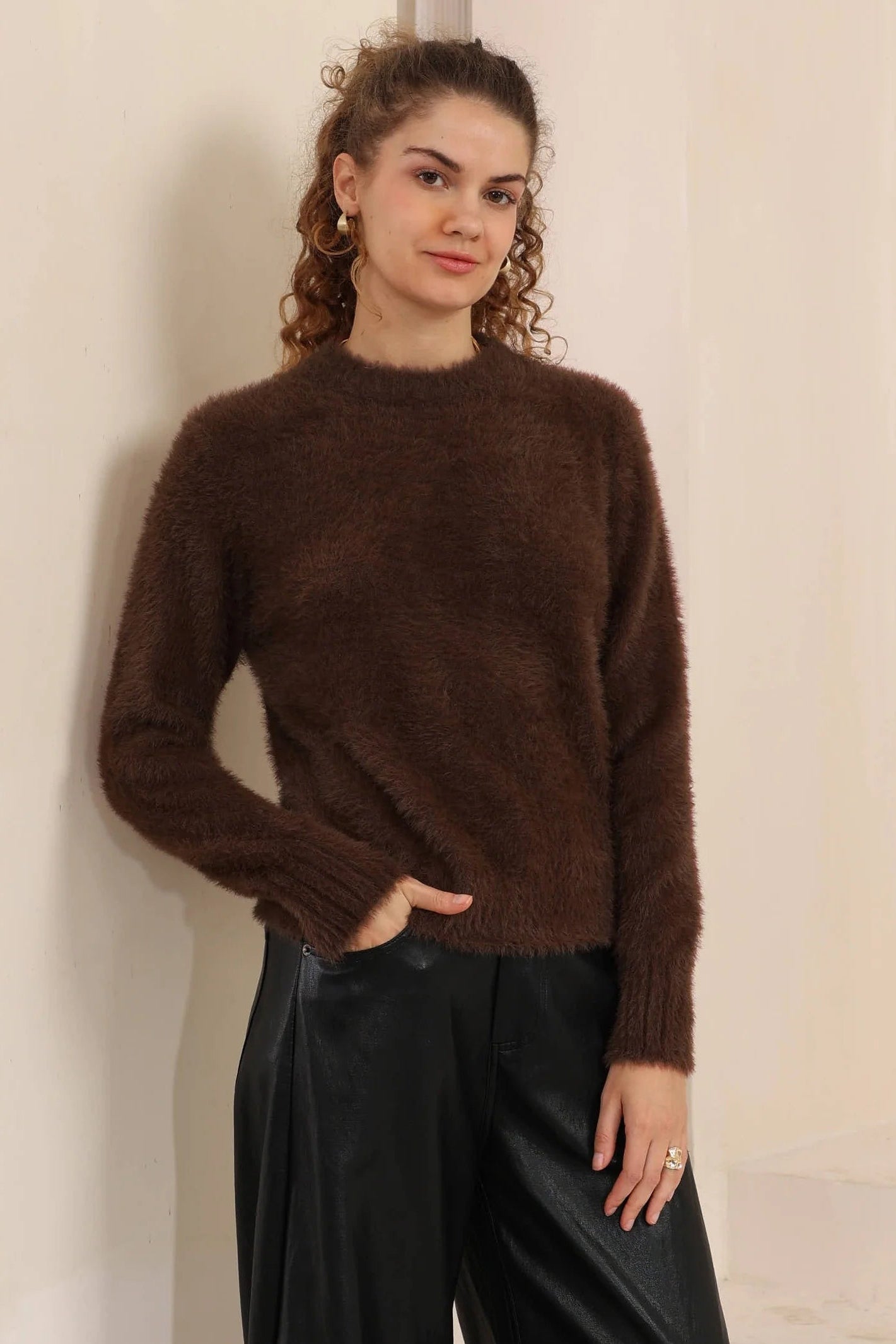 Lola Fluffy Knit - Choc