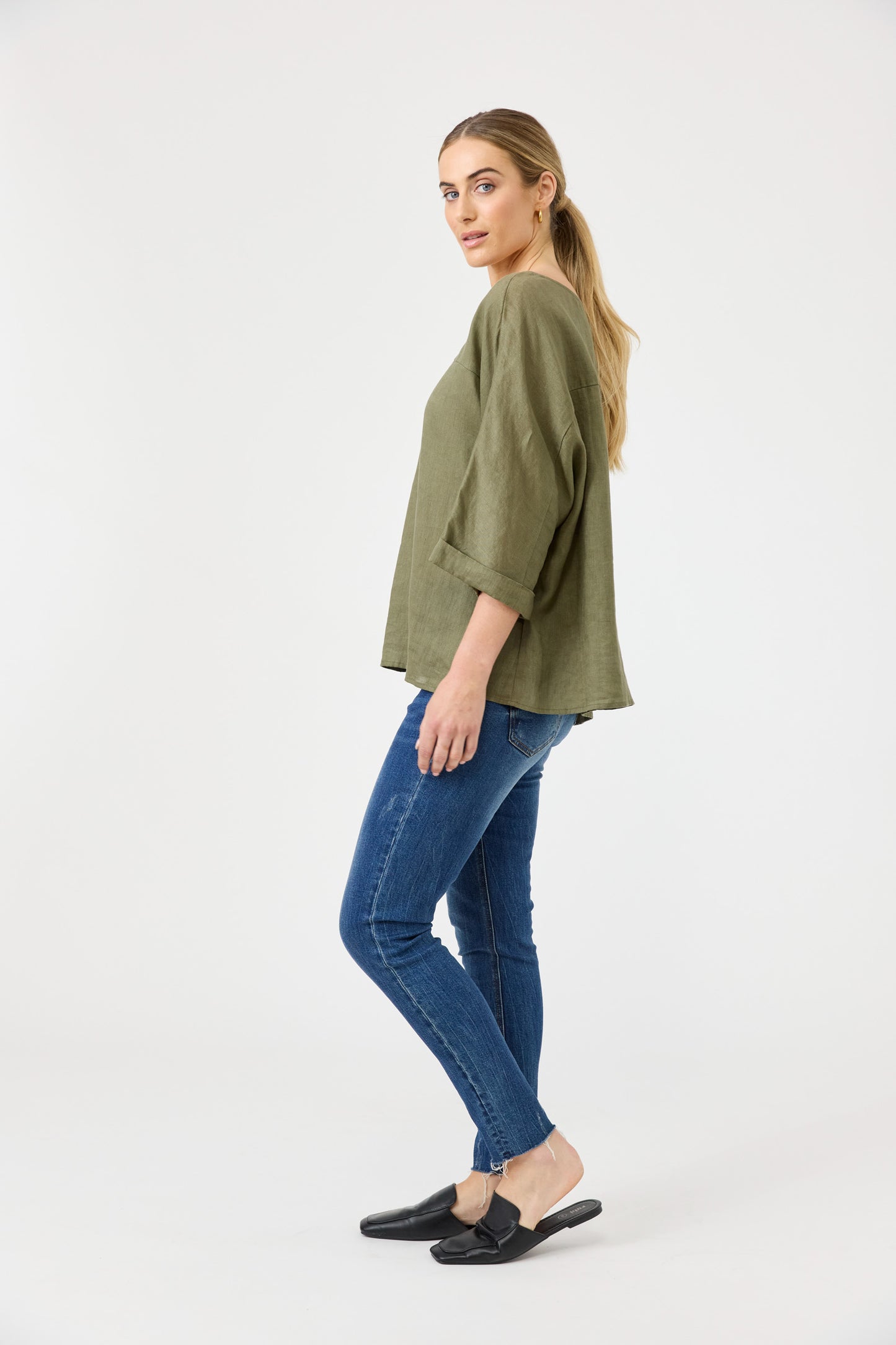 Eb & Ive - Studio Relaxed Top - Khaki