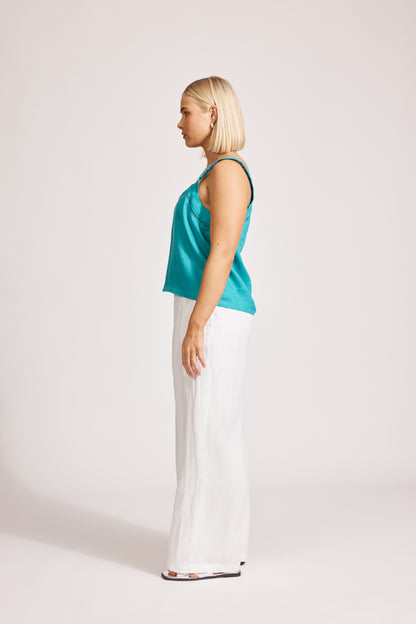 Eb & Ive - Miramar Tank - Lagoon