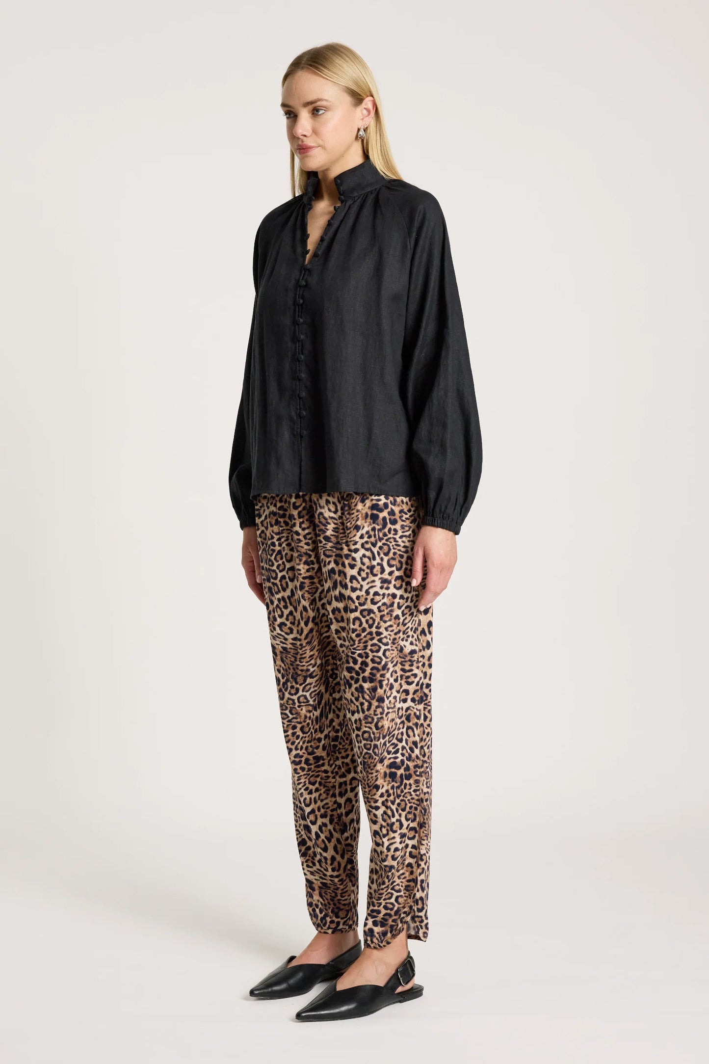 EB+IVE - Bajau Button Shirt - Black