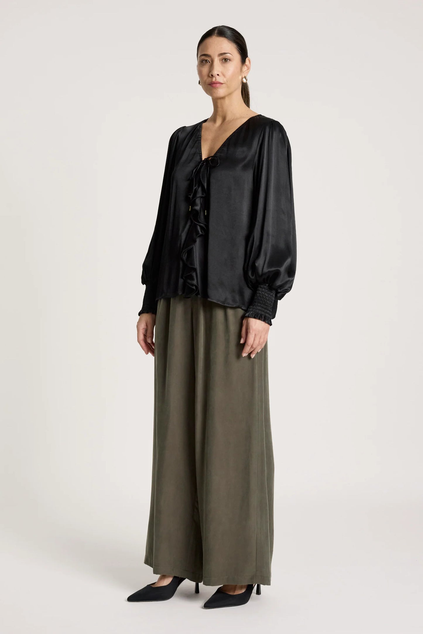 EB+IVE - San Frill Top - Black