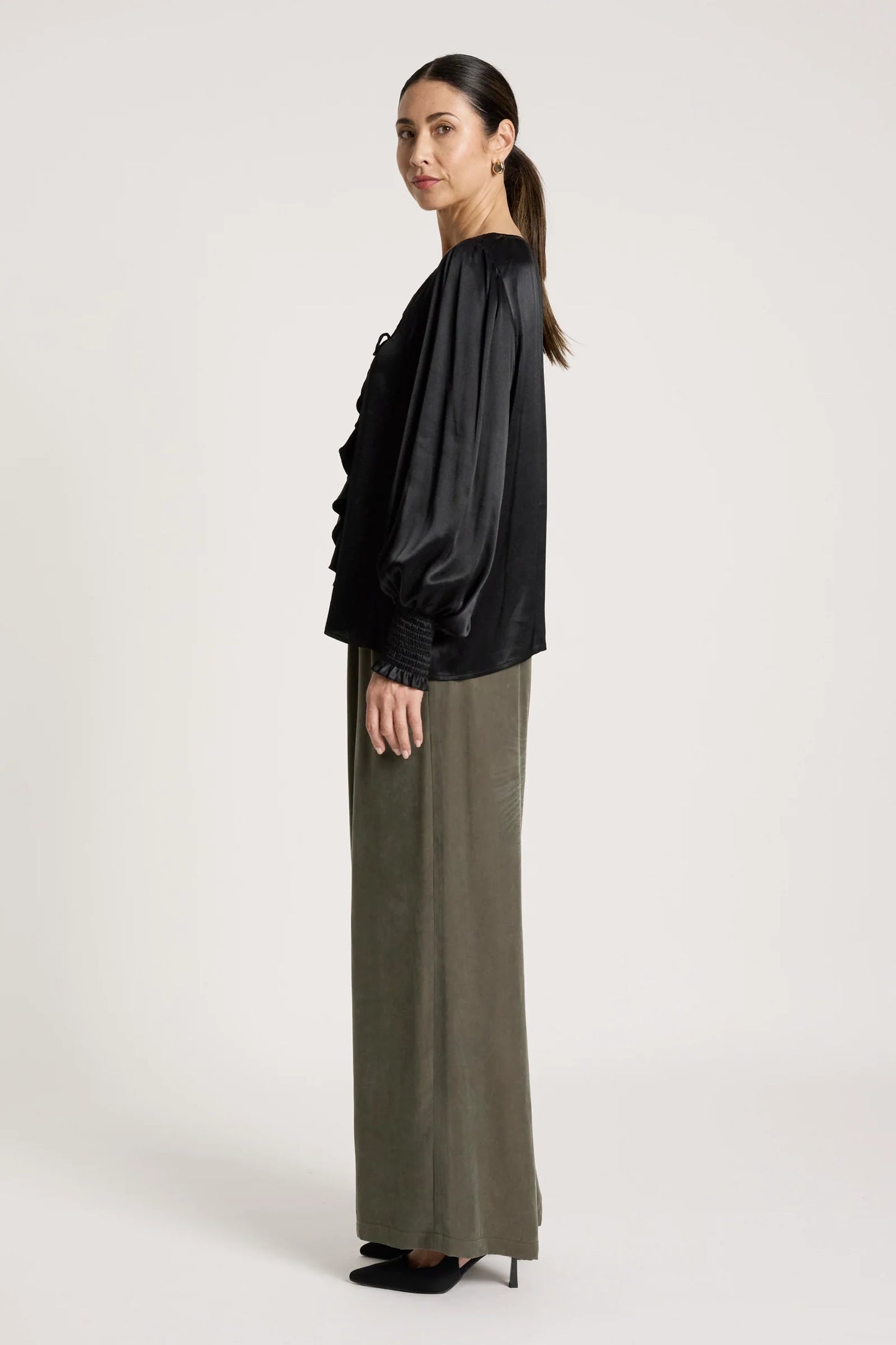 EB+IVE - San Frill Top - Black