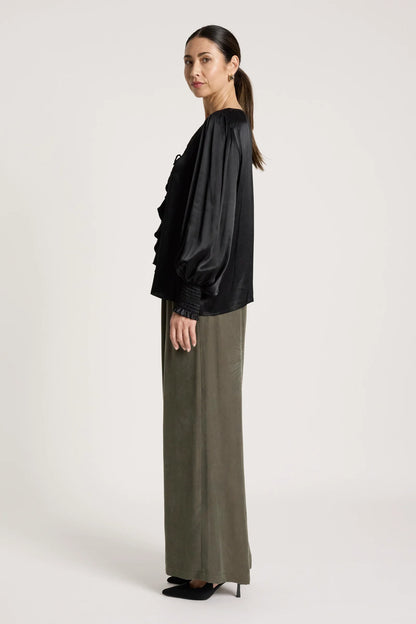 EB+IVE - San Frill Top - Black