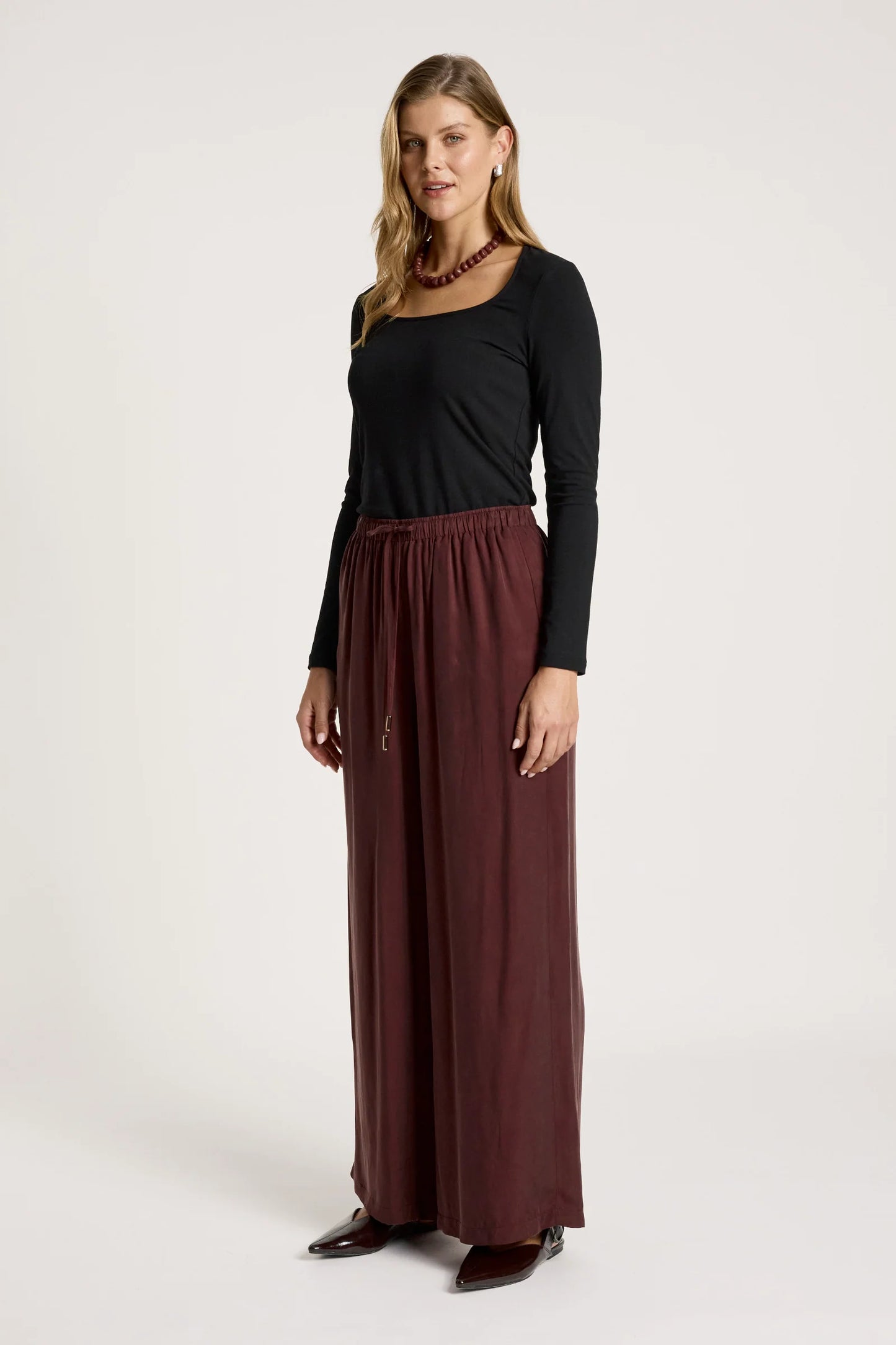 EB+IVE - Calista Pant - Mahogany