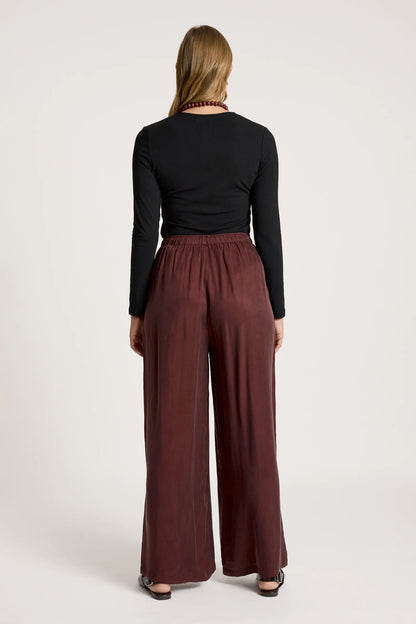 EB+IVE - Calista Pant - Mahogany