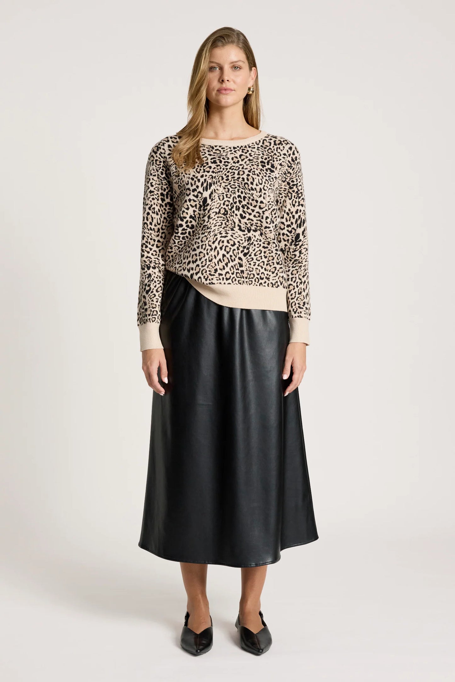 EB+IVE - Zala Jumper - Nomad