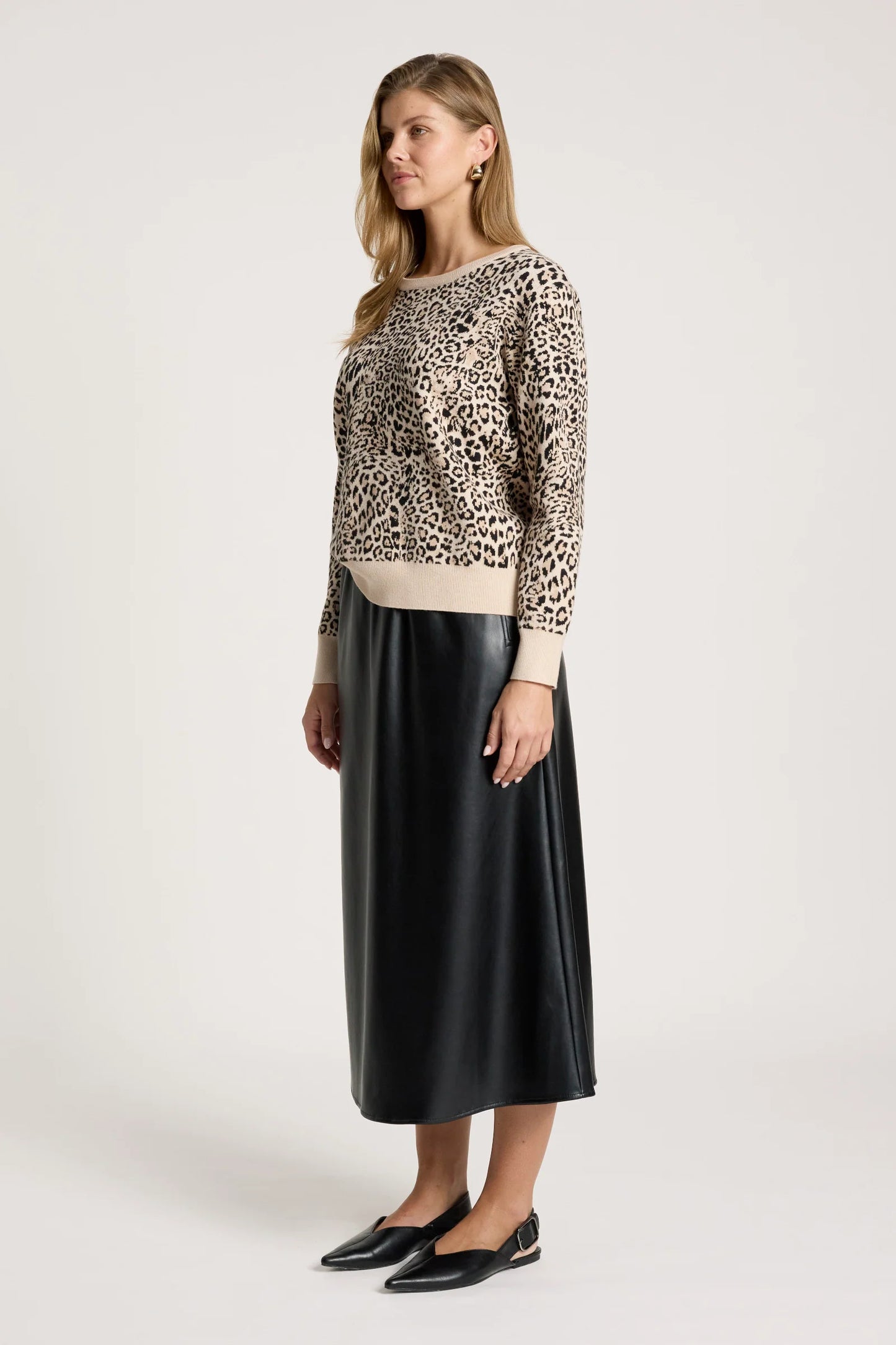 EB+IVE - Zala Jumper - Nomad
