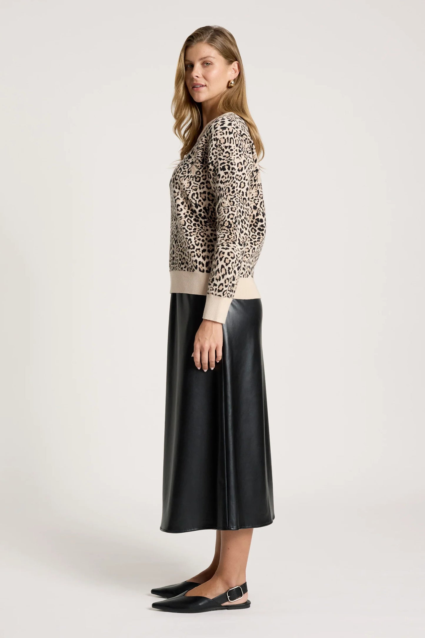 EB+IVE - Zala Jumper - Nomad