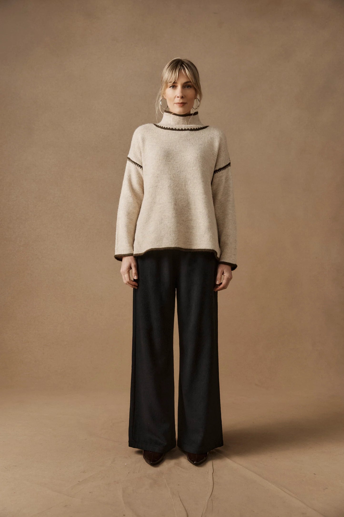 EB+IVE - Orin Jumper - Dune/Olive