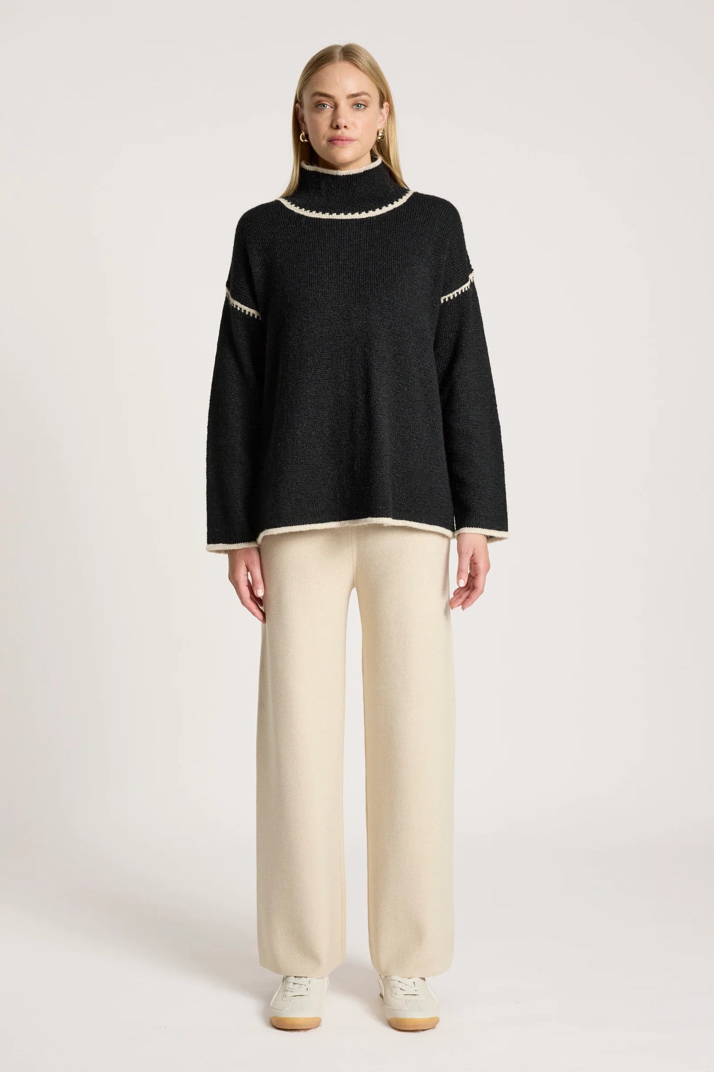 EB+IVE - Orin Jumper - Black/Dune