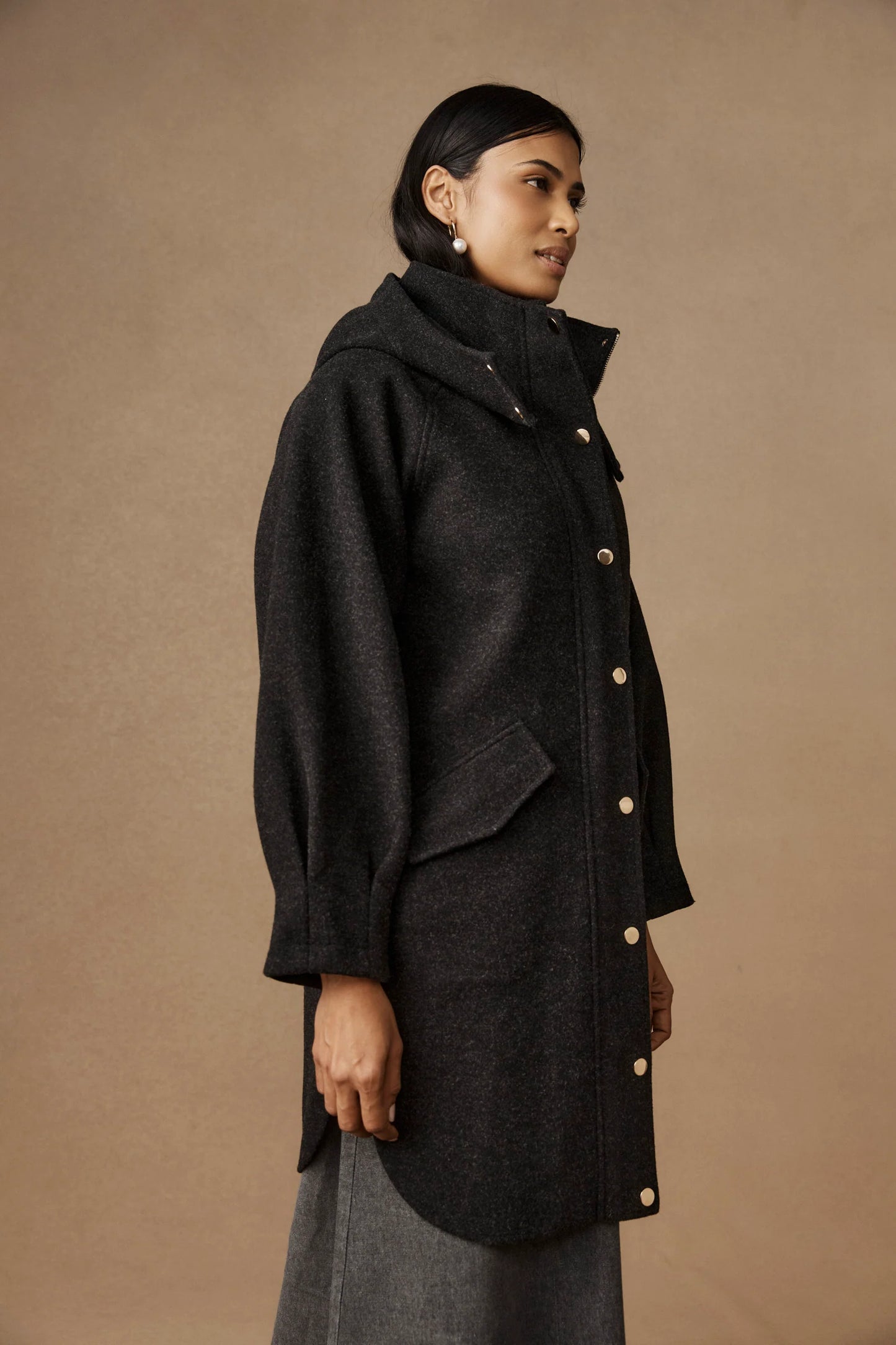 EB+IVE - Sable Hood Jacket - Char