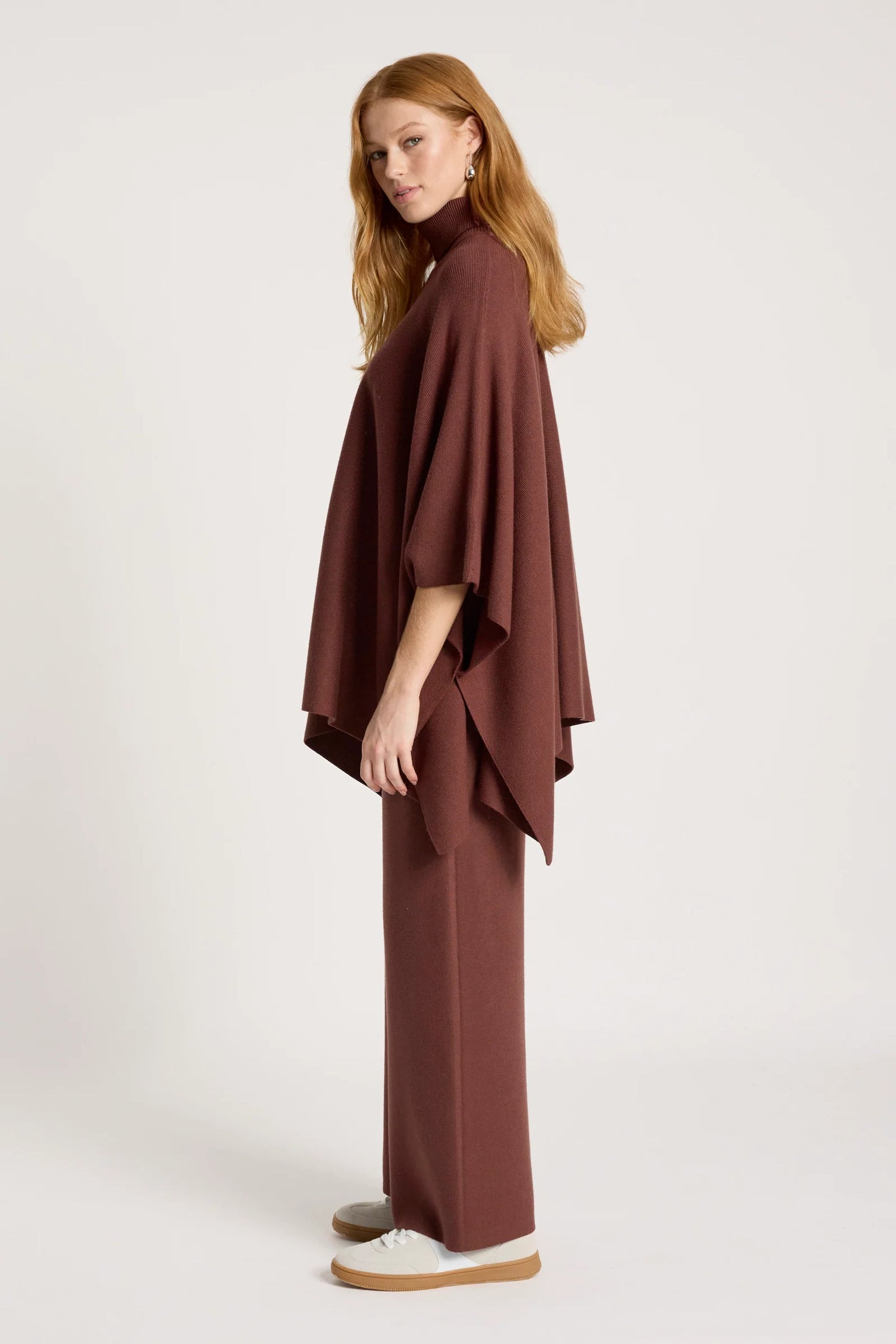 EB+IVE - Samira Poncho - Mahogany