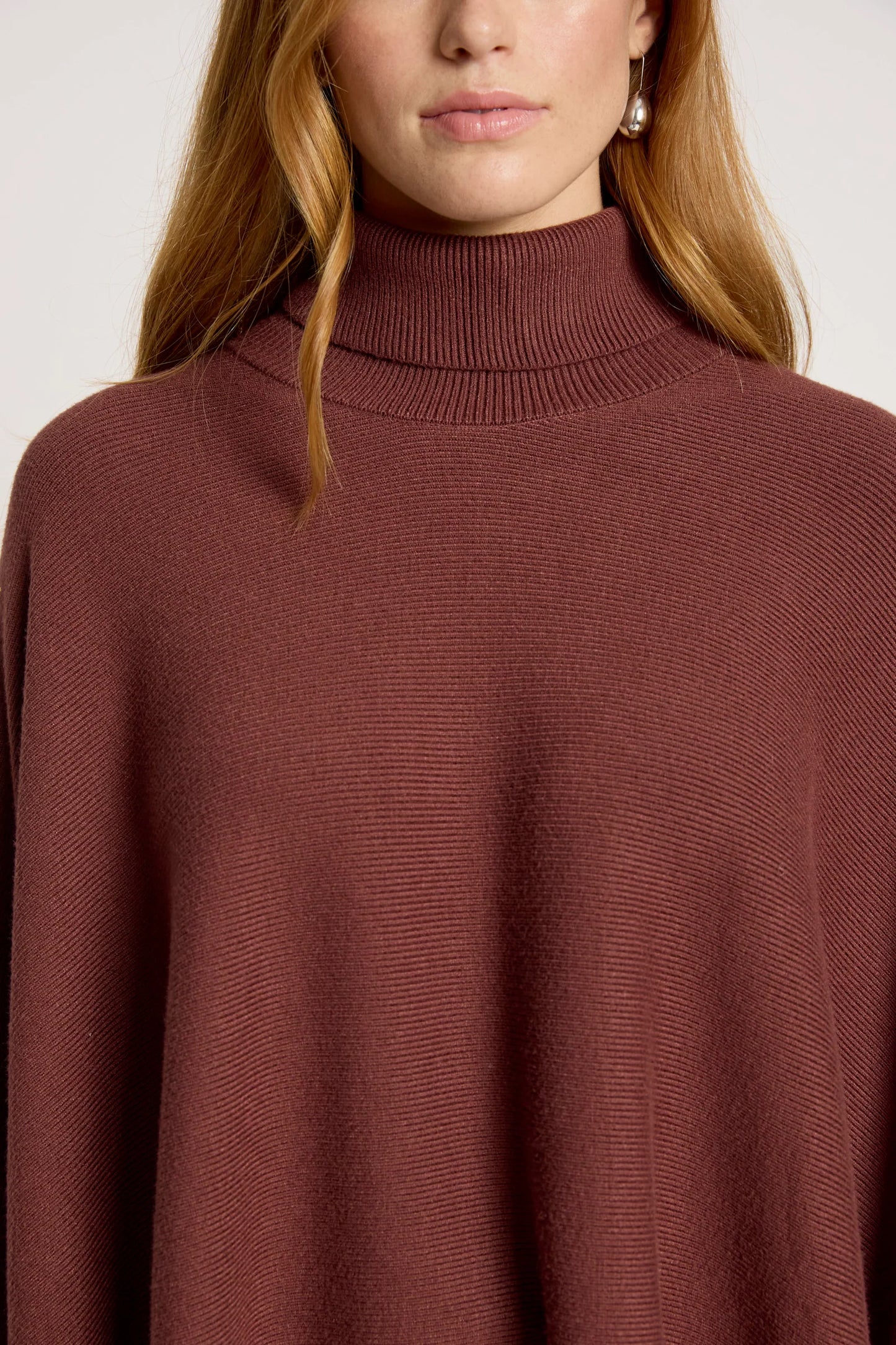 EB+IVE - Samira Poncho - Mahogany