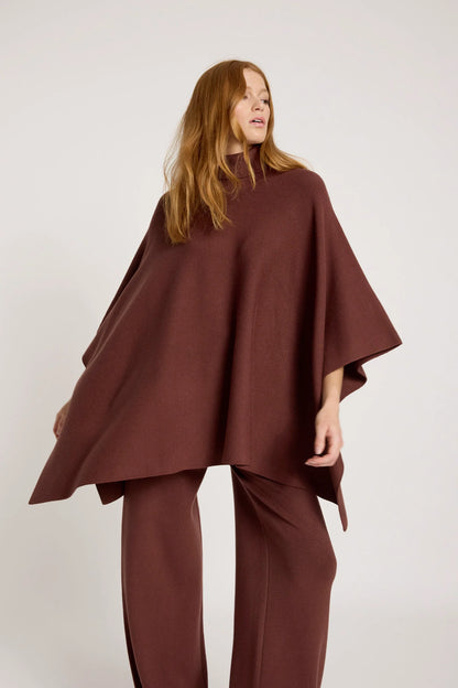 EB+IVE - Samira Poncho - Mahogany