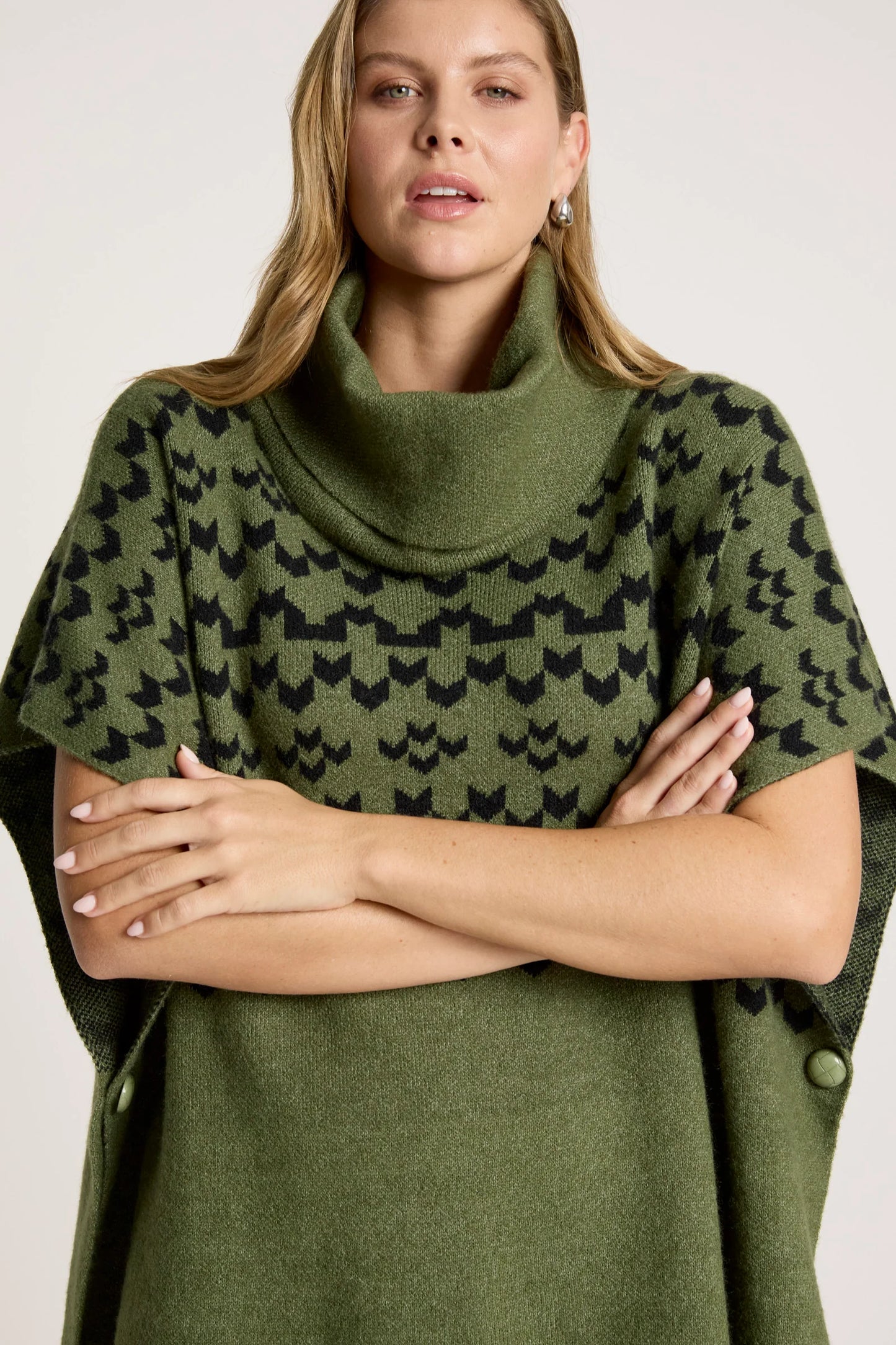 EB+IVE - Maasai Poncho