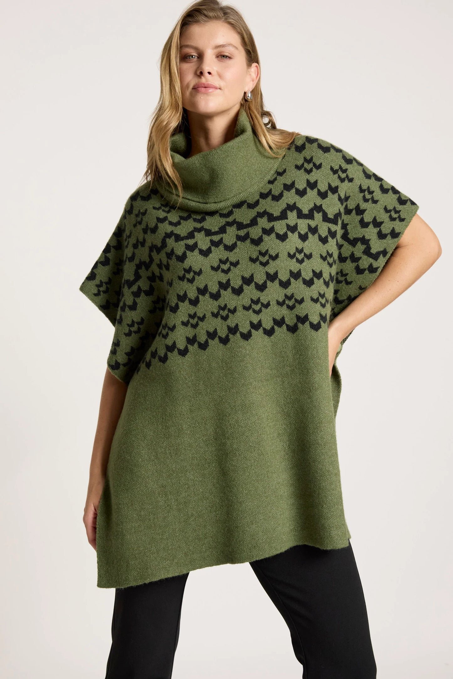 EB+IVE - Maasai Poncho