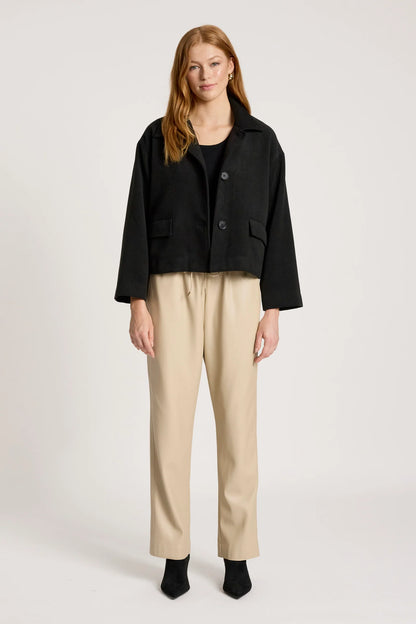 EB+IVE - Wanderer Crop Jacket - Black
