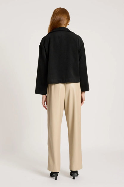 EB+IVE - Wanderer Crop Jacket - Black