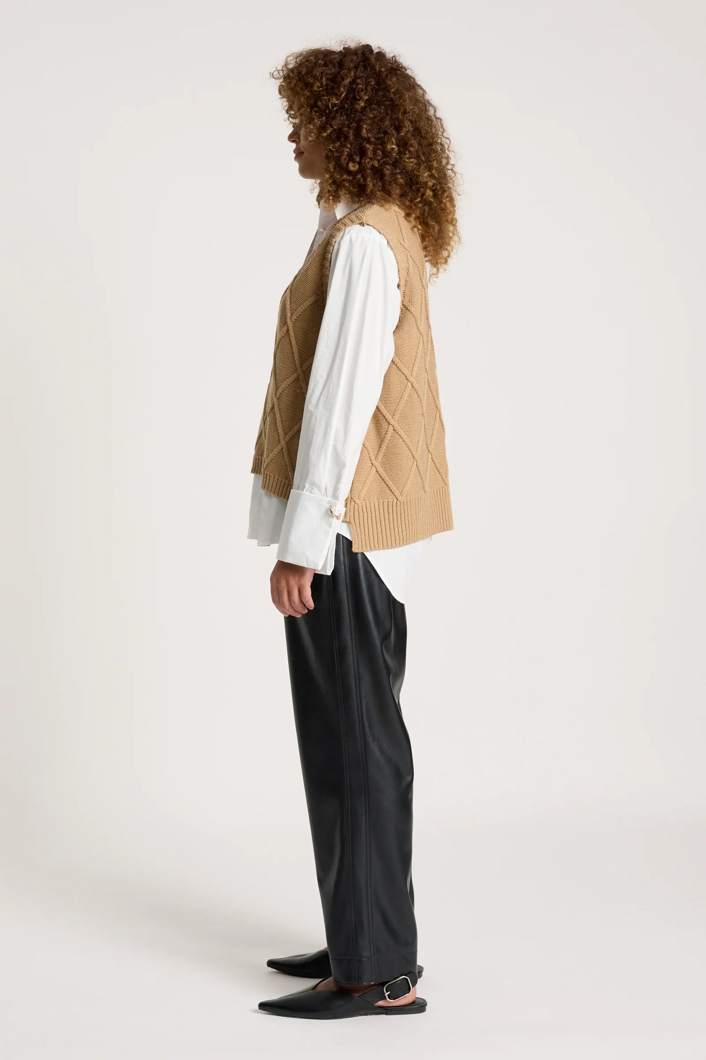 EB+IVE - Liora Knit Vest - Mocha
