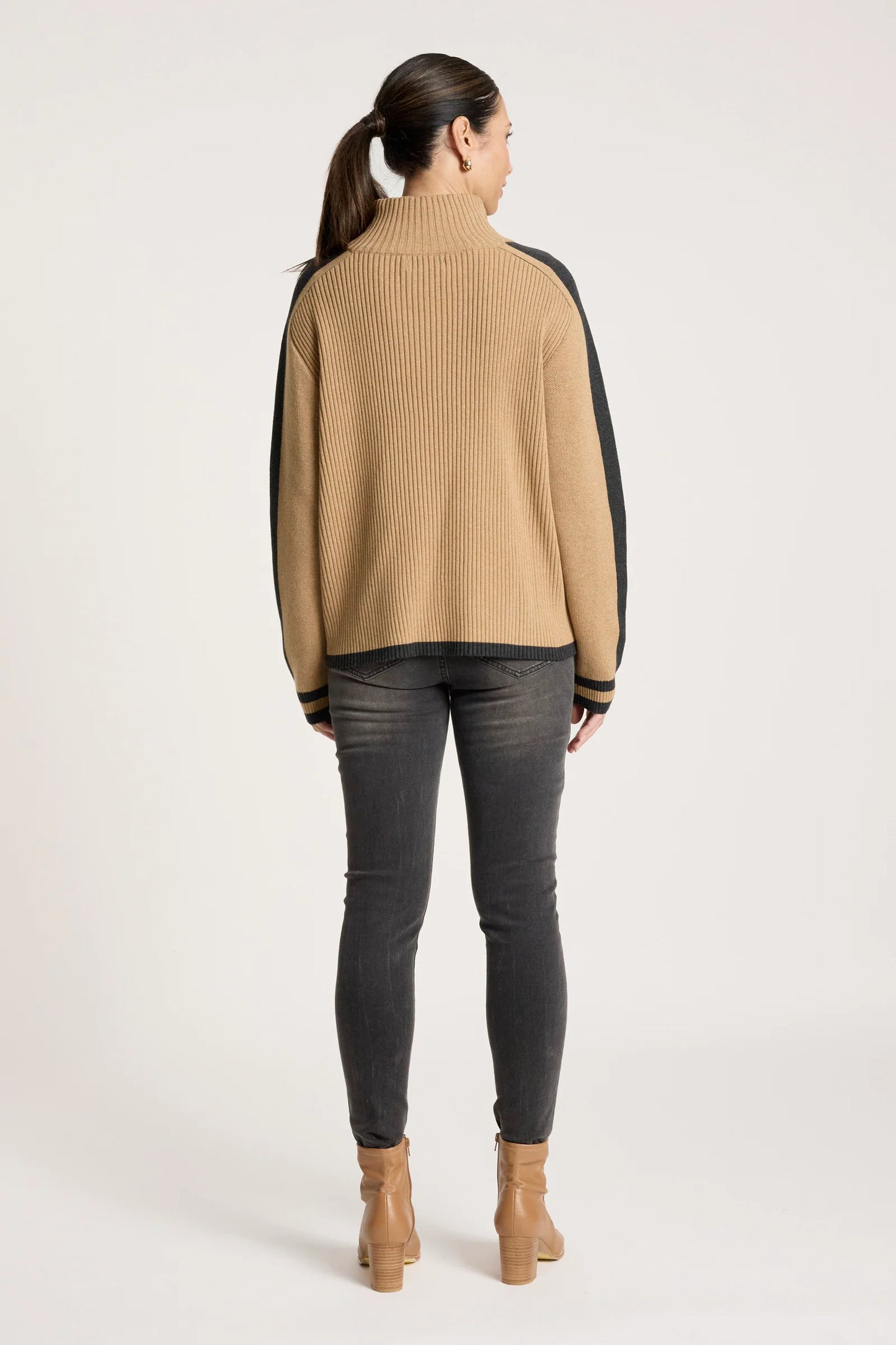 EB+IVE - Liora Zip Jumper - Mocha/Char