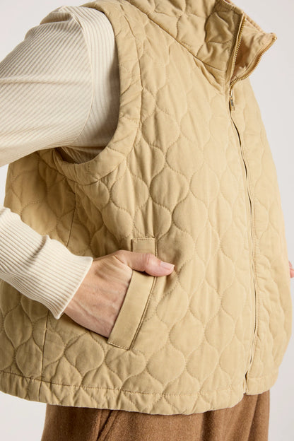 EB+IVE - Sansi Quilted Crop Vest - Dune