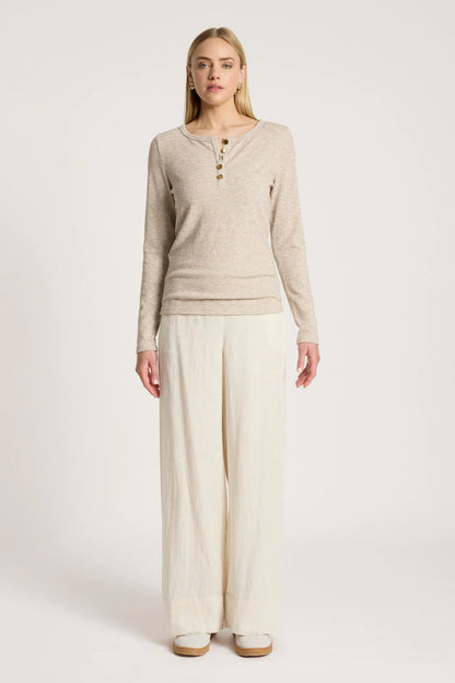 EB+IVE - Rumi Long Sleeve Top - Bisque