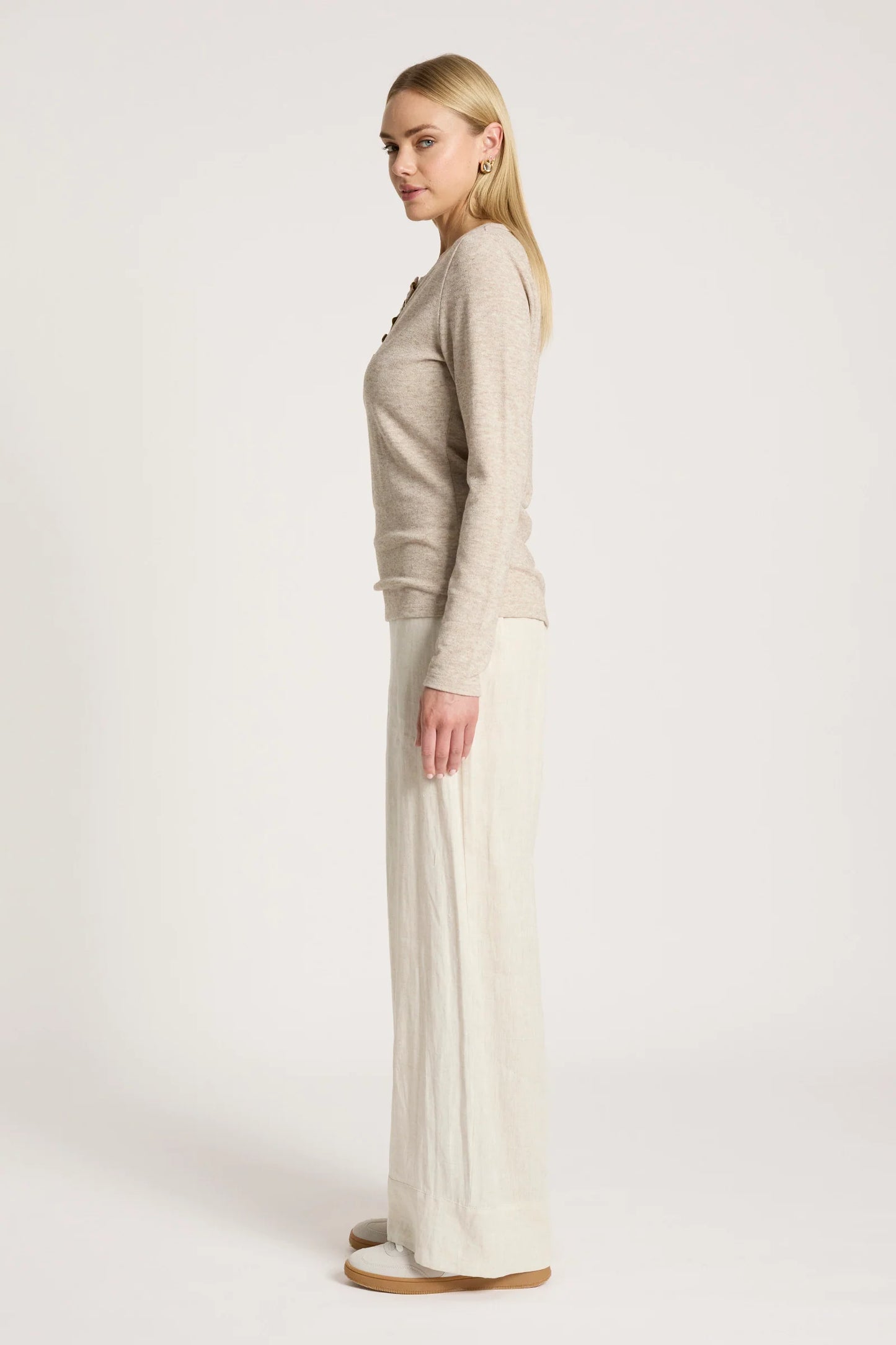 EB+IVE - Rumi Long Sleeve Top - Bisque