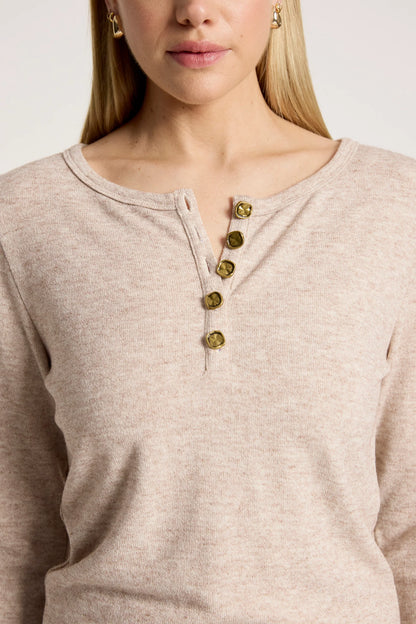 EB+IVE - Rumi Long Sleeve Top - Bisque