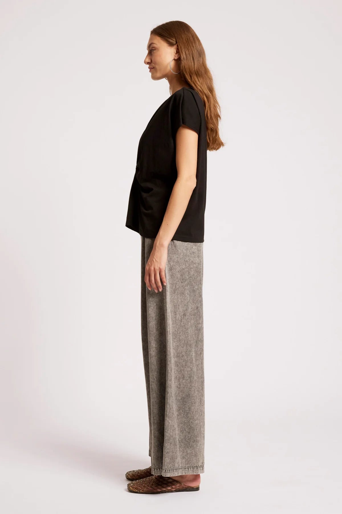 EB+IVE - Casa Twist Tshirt - Black