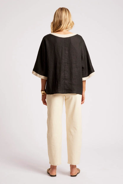 EB+IVE - Maris Relaxed Splice Top - Black/Tusk