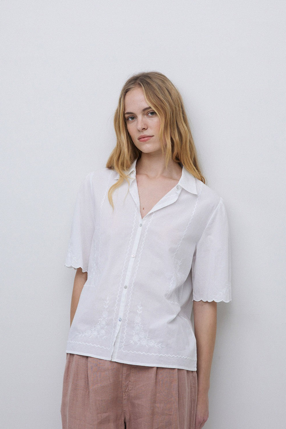 YERSE - White Embroidery Cotton Shirt