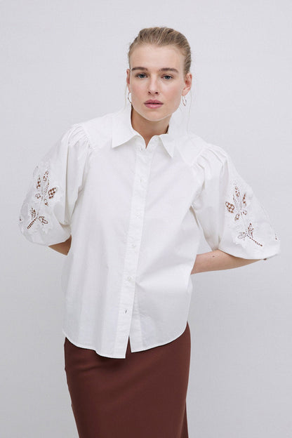 YERSE - White Poplin Lace Edge Shirt