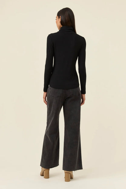 ISLE OF MINE - Naria Roll Neck Top - Onyx