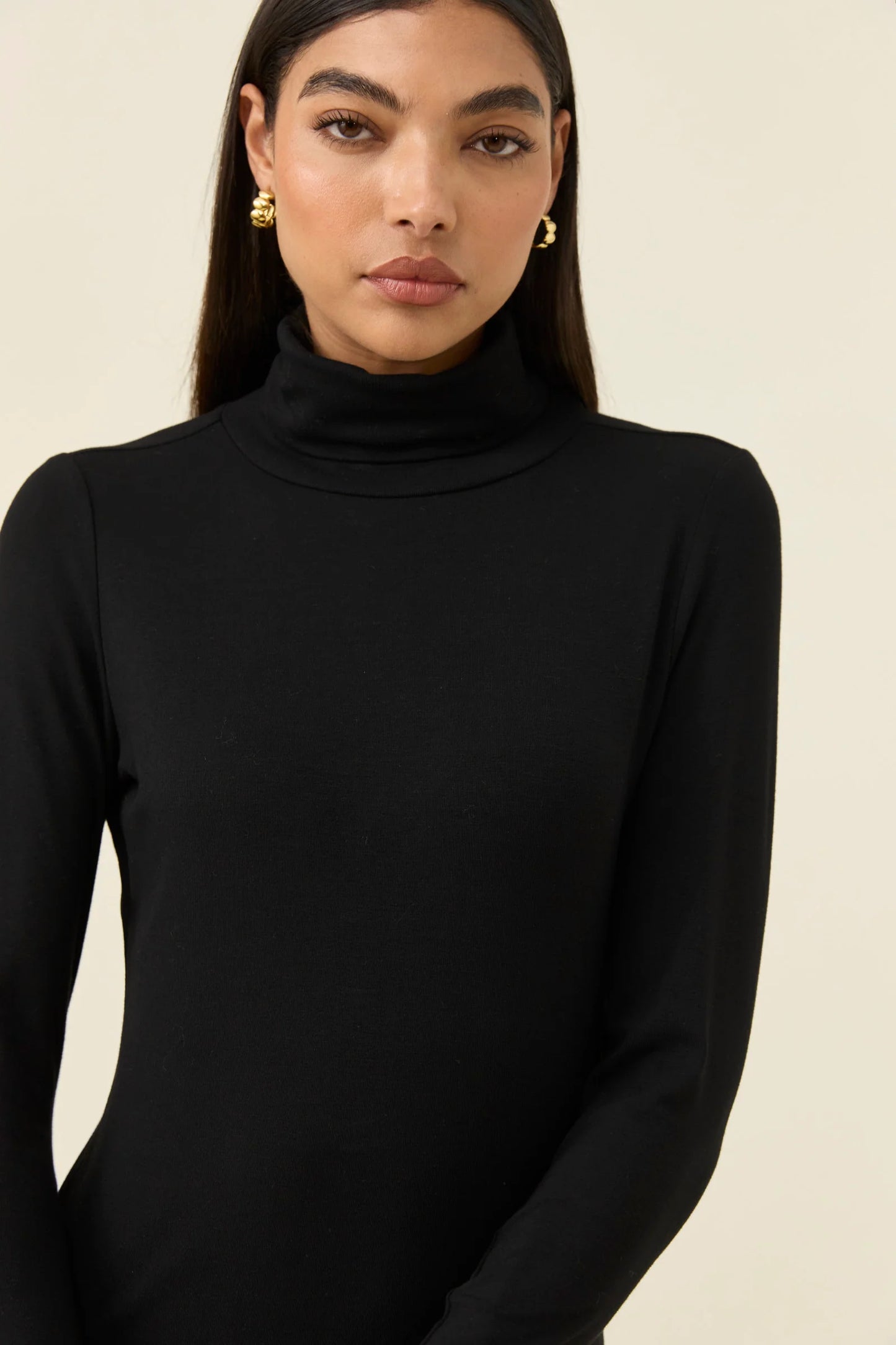 ISLE OF MINE - Naria Roll Neck Top - Onyx