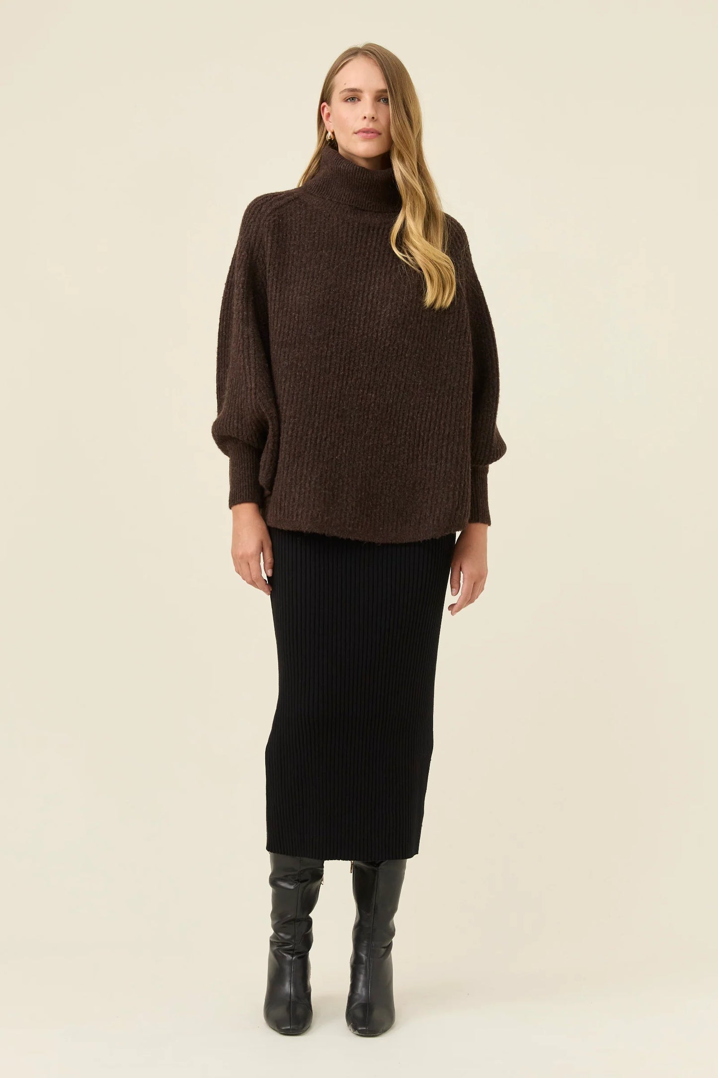 ISLE OF MINE - Miru Poncho - Chocolate