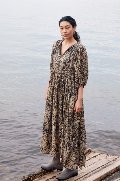 ISLE OF MINE - Wilma Maxi - Stone Paisley