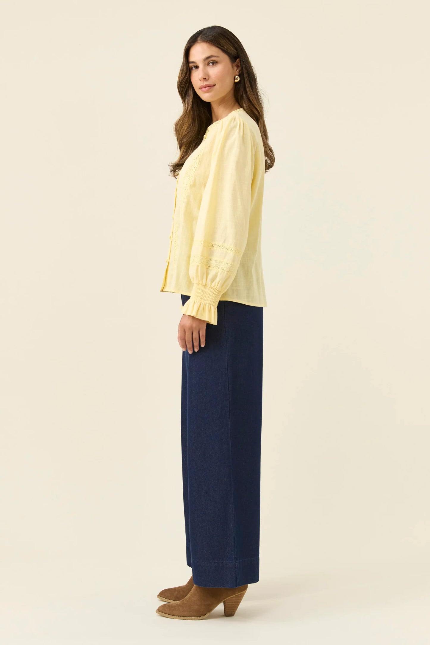 ISLE OF MINE - Maeve Shirt - Butter
