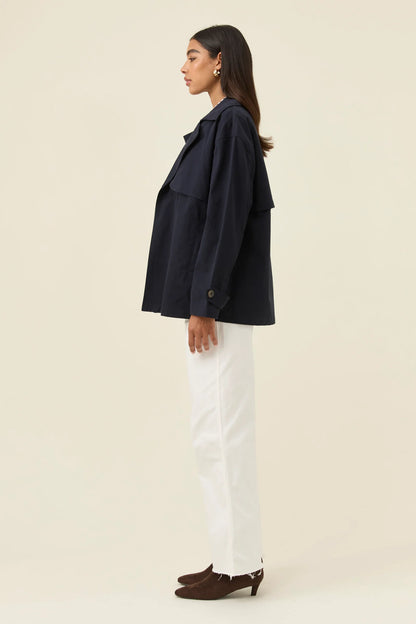 ISLE OF MINE - Farida Cropped Trench - Navy