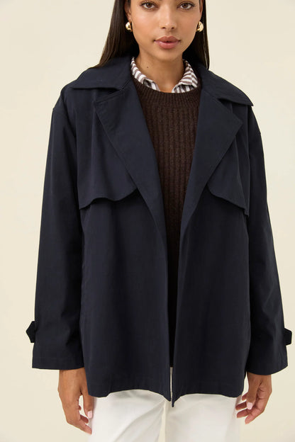 ISLE OF MINE - Farida Cropped Trench - Navy