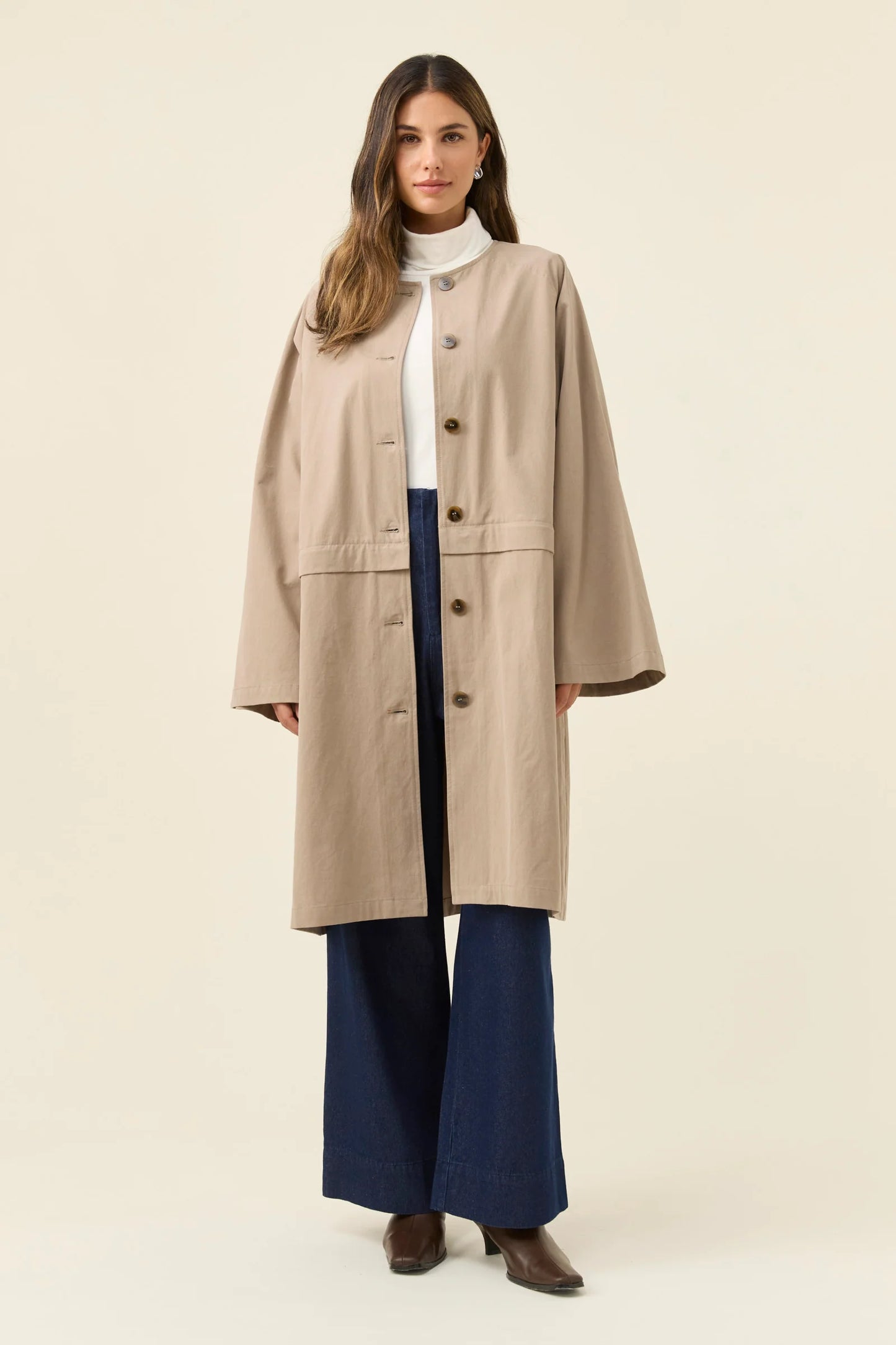 ISLE OF MINE - Farida Convertible Coat - Stone
