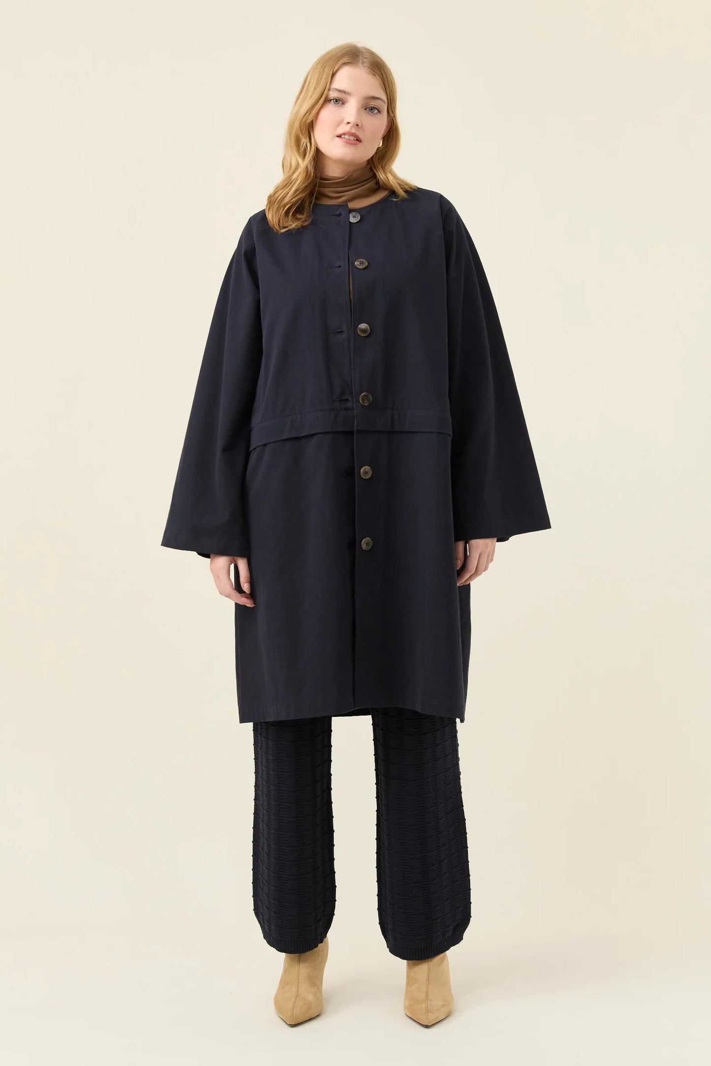 ISLE OF MINE - Farida Convertible Coat - Navy