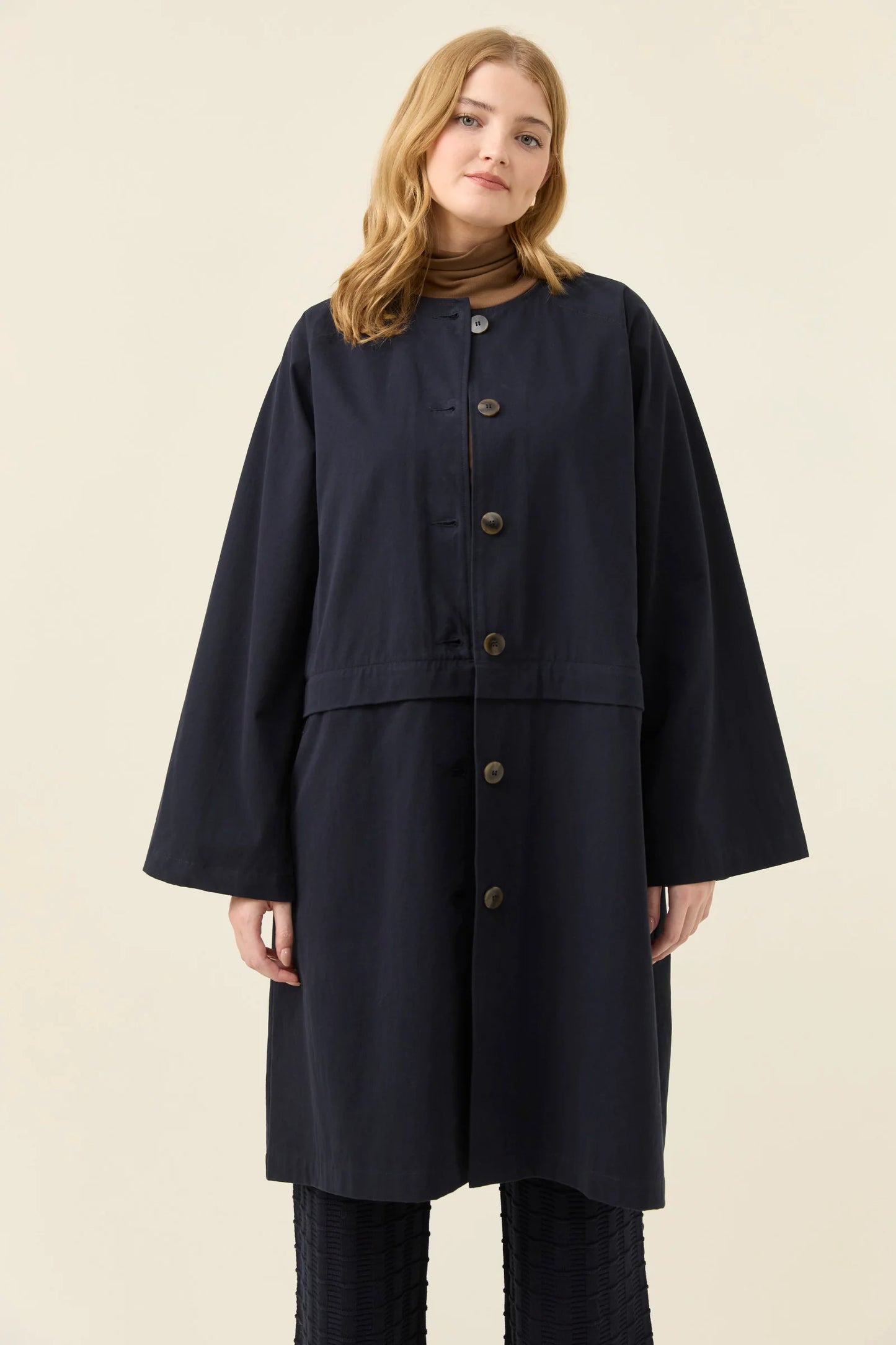 ISLE OF MINE - Farida Convertible Coat - Navy