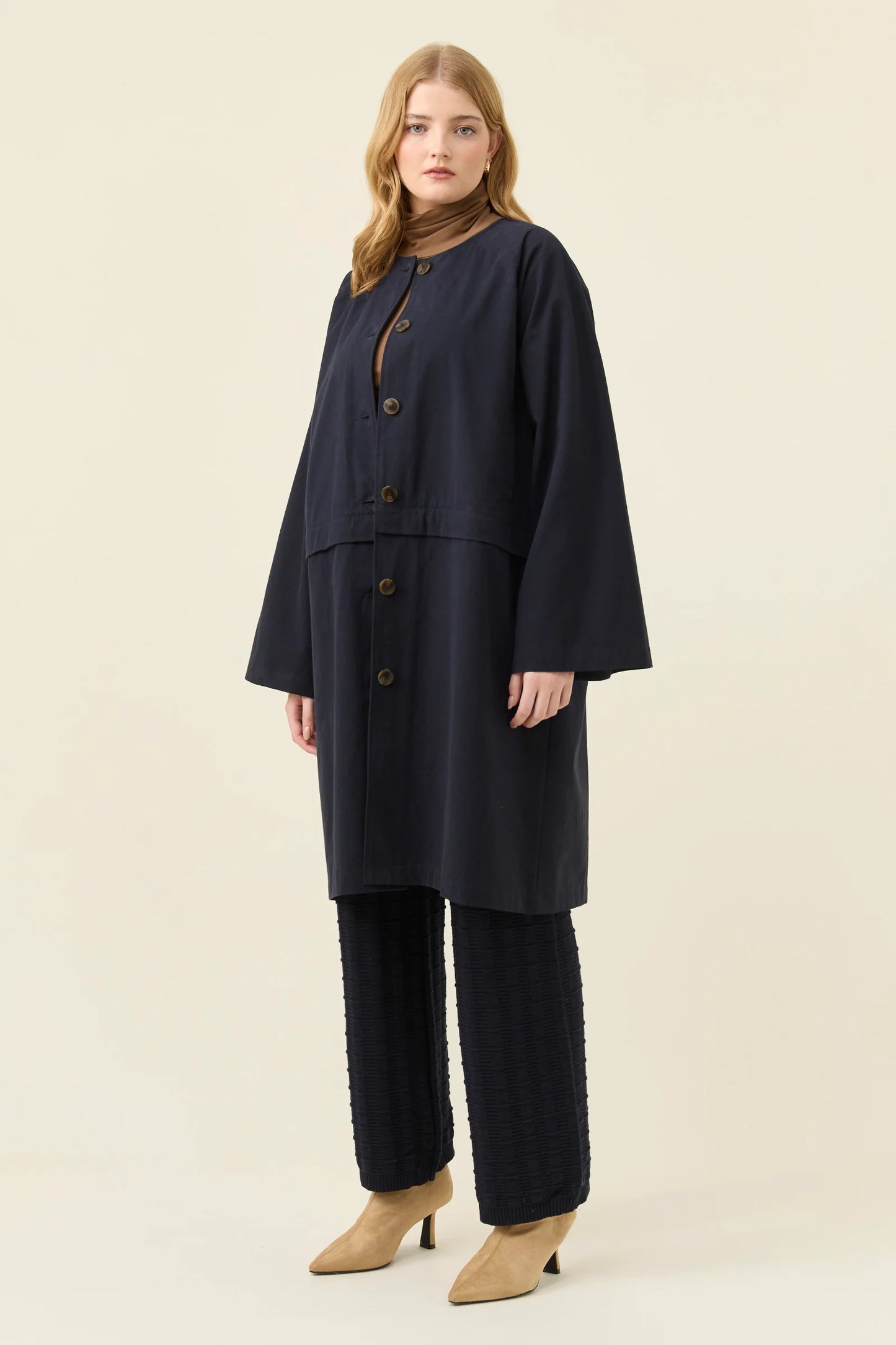 ISLE OF MINE - Farida Convertible Coat - Navy