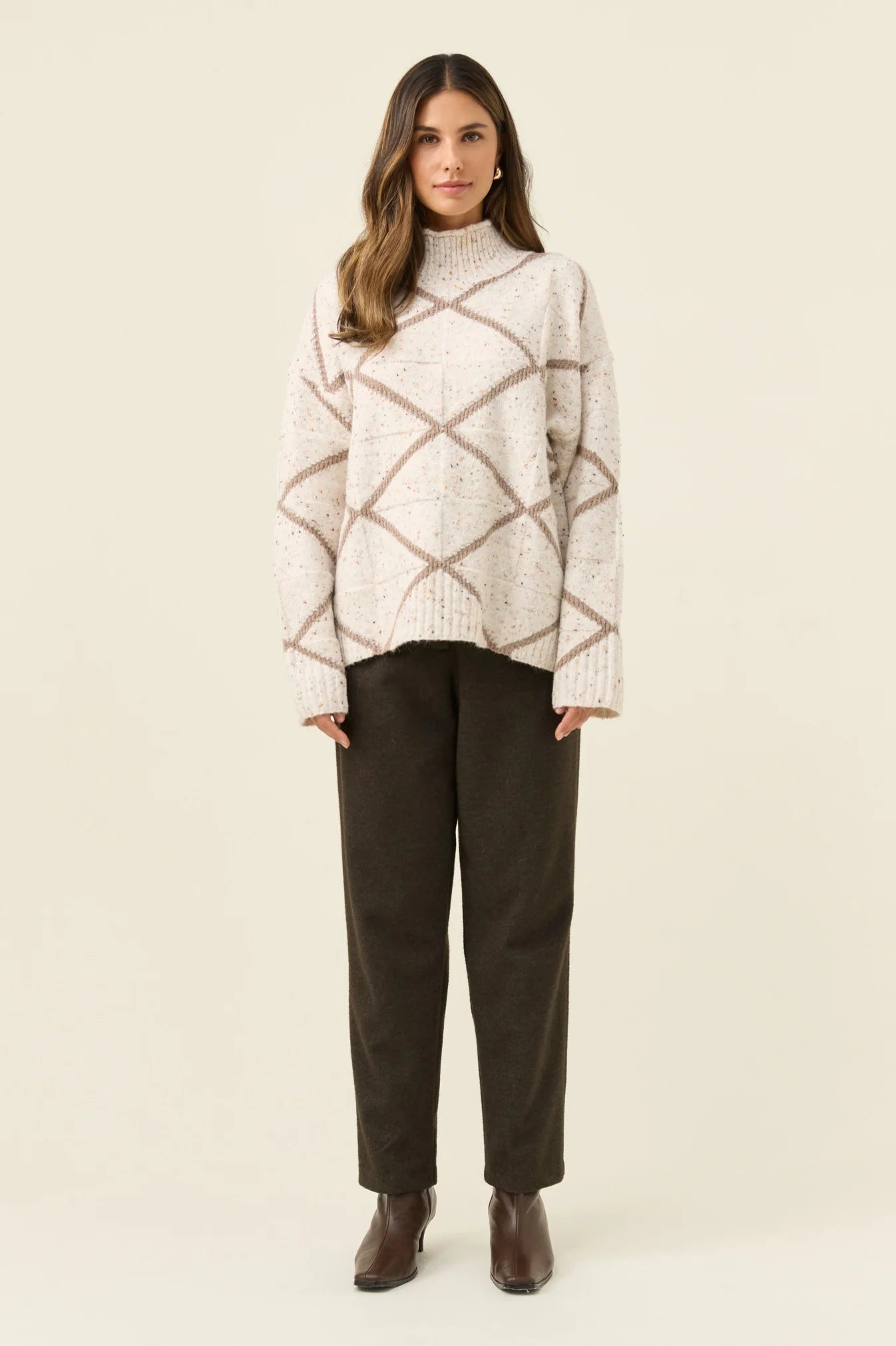 ISLE OF MINE - Mckenna Diamond Jumper