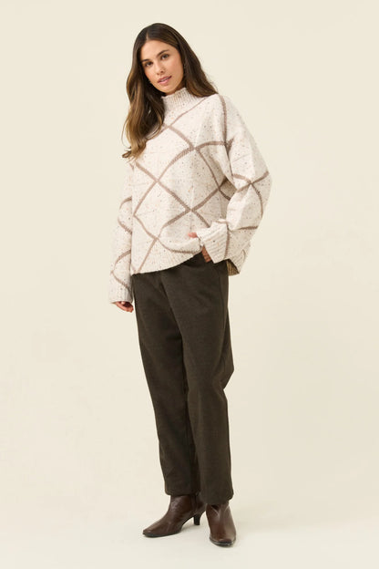 ISLE OF MINE - Mckenna Diamond Jumper