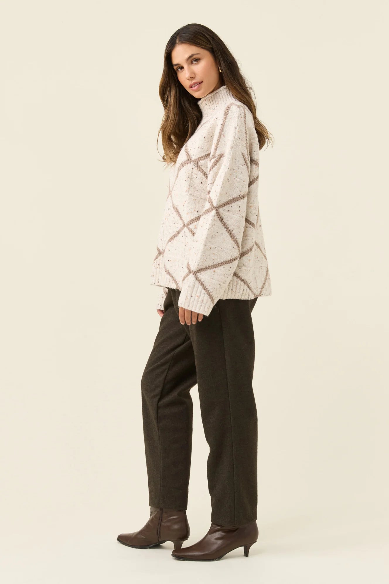 ISLE OF MINE - Mckenna Diamond Jumper