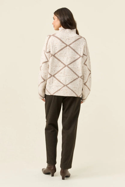 ISLE OF MINE - Mckenna Diamond Jumper