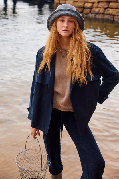 ISLE OF MINE - Farida Cropped Trench - Navy