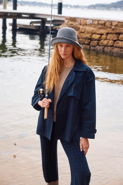 ISLE OF MINE - Farida Cropped Trench - Navy