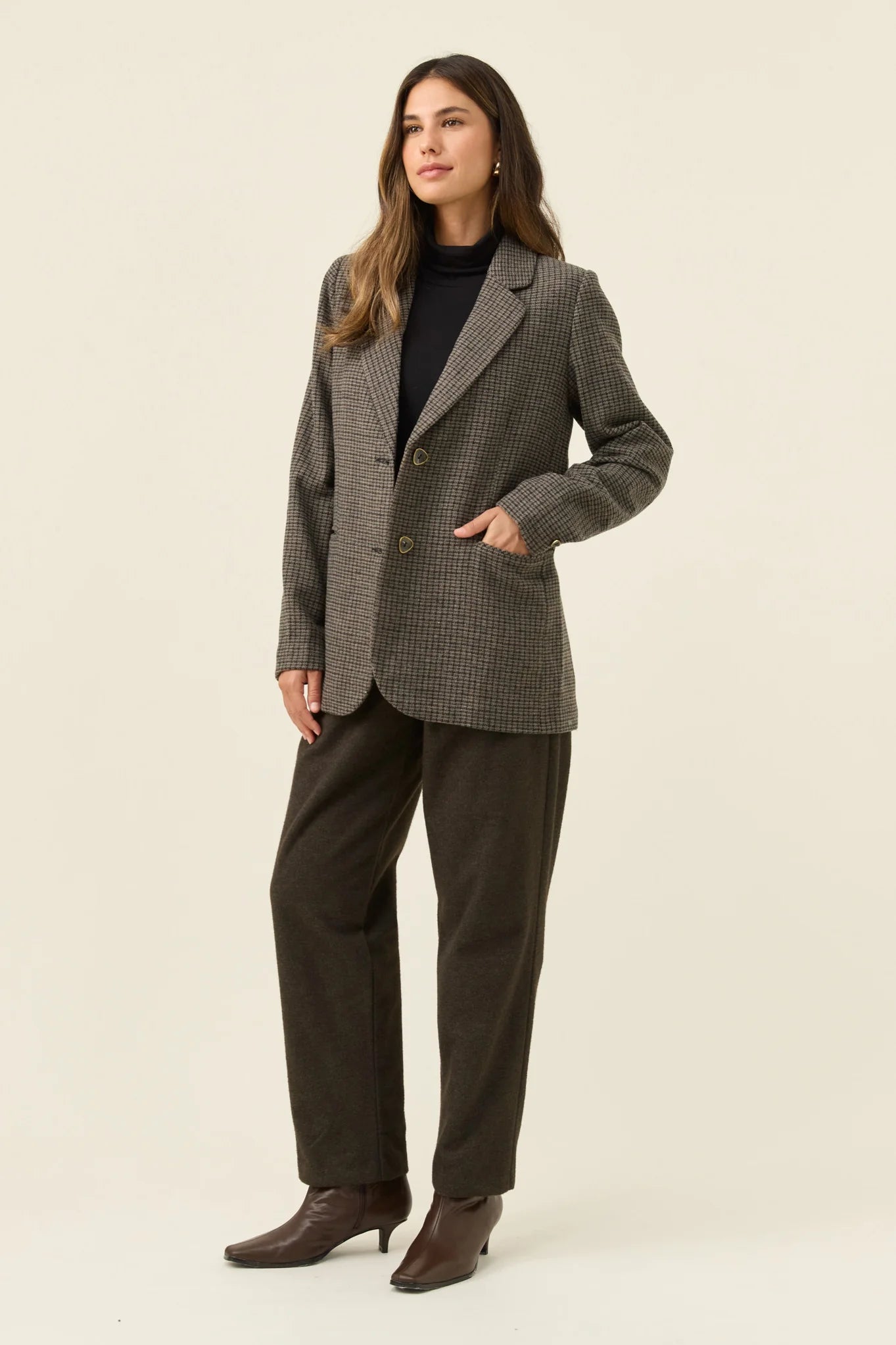 ISLE OF MINE - Cassidy Blazer - Charcoal